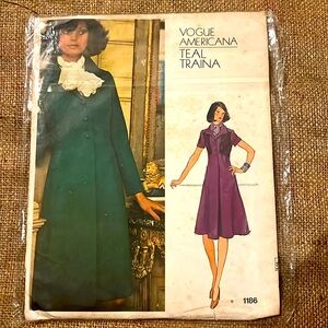 RARE Vintage 1975 Vogue Americana Sewing Pattern